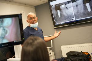 Read more about the article How to Choose the Best Dentist in Leeds: 12 Things to Check Before You Book